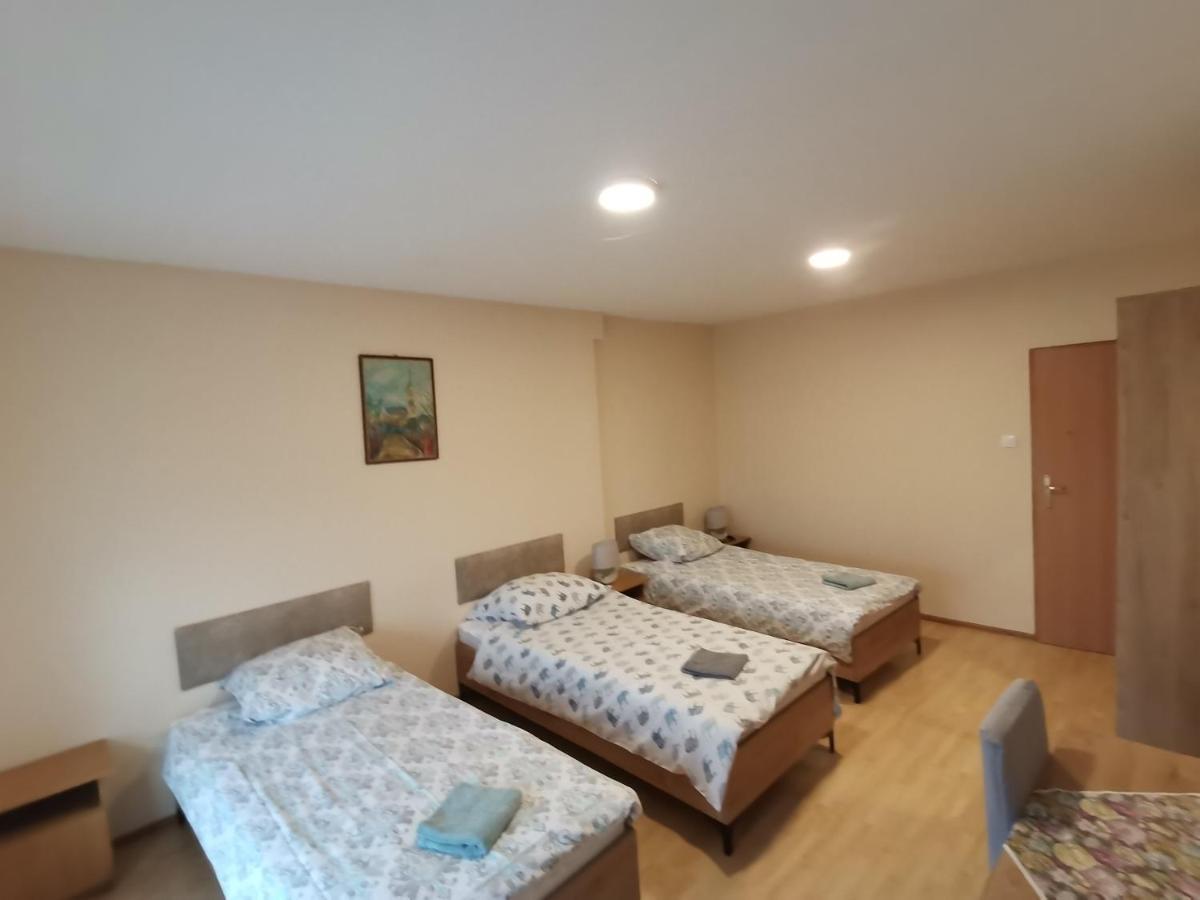Hostel "Na Bocianowie" บิดกอชซ์ ภายนอก รูปภาพ